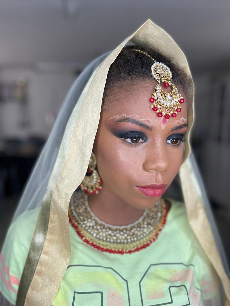 Daniela make up artist 