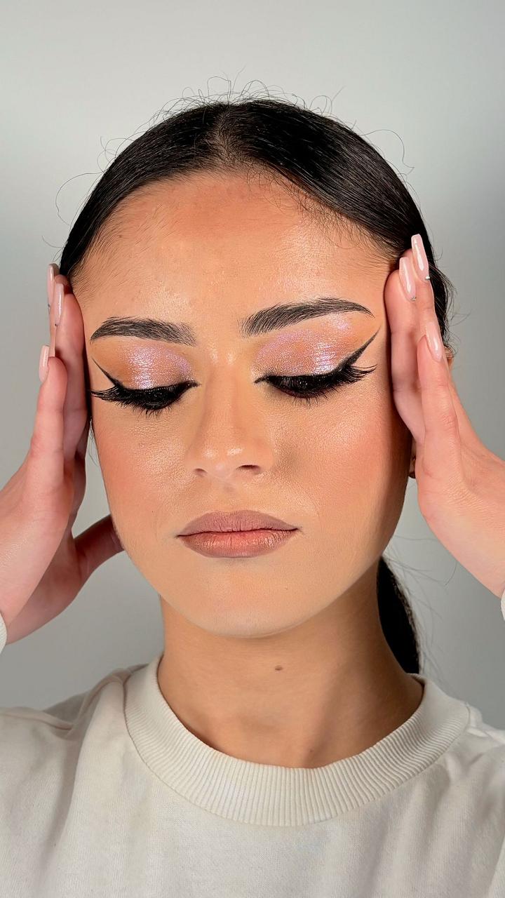 Daniela make up artist 