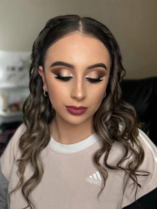 Carmen Mua 