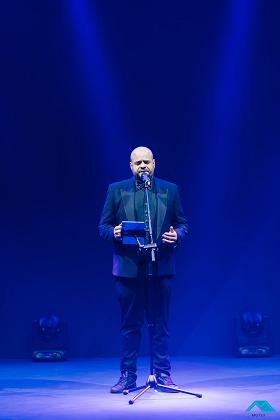 Luca Ferro Tenore pop/lirico