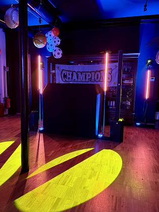 Koin Lab Studios (DJ, Service Audio e Luci per Eventi Aziendali, Feste Private, Matrimonio, Compleanni a Pavia, Milano, Monza, Como, Lugano e Nord Italia)