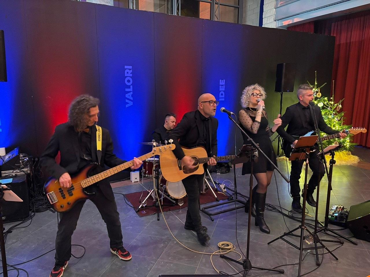Trentakarte Showband