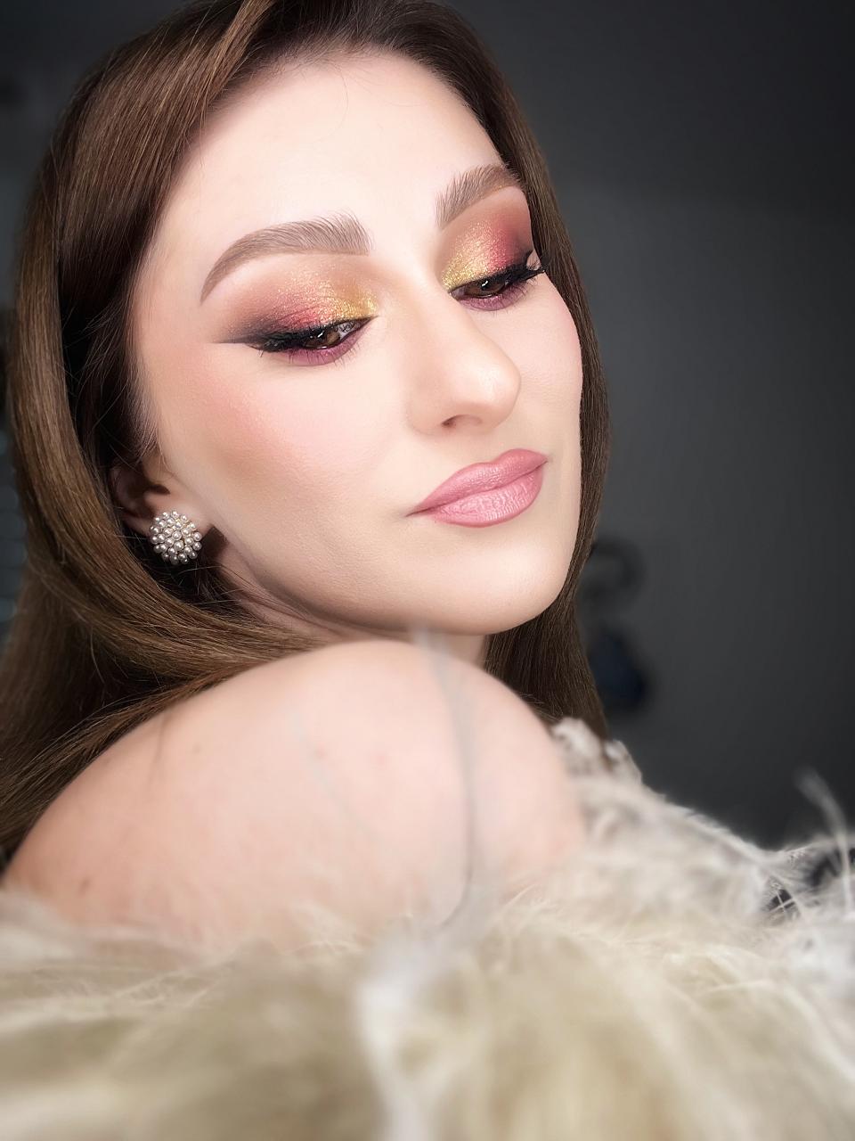 Alisa Make up artist