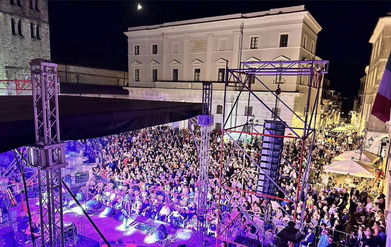 Vivere Vasco Tribute Band