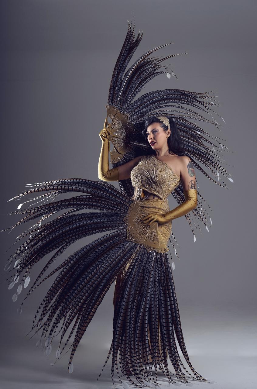 Sheena TheWildThing Burlesque Performer