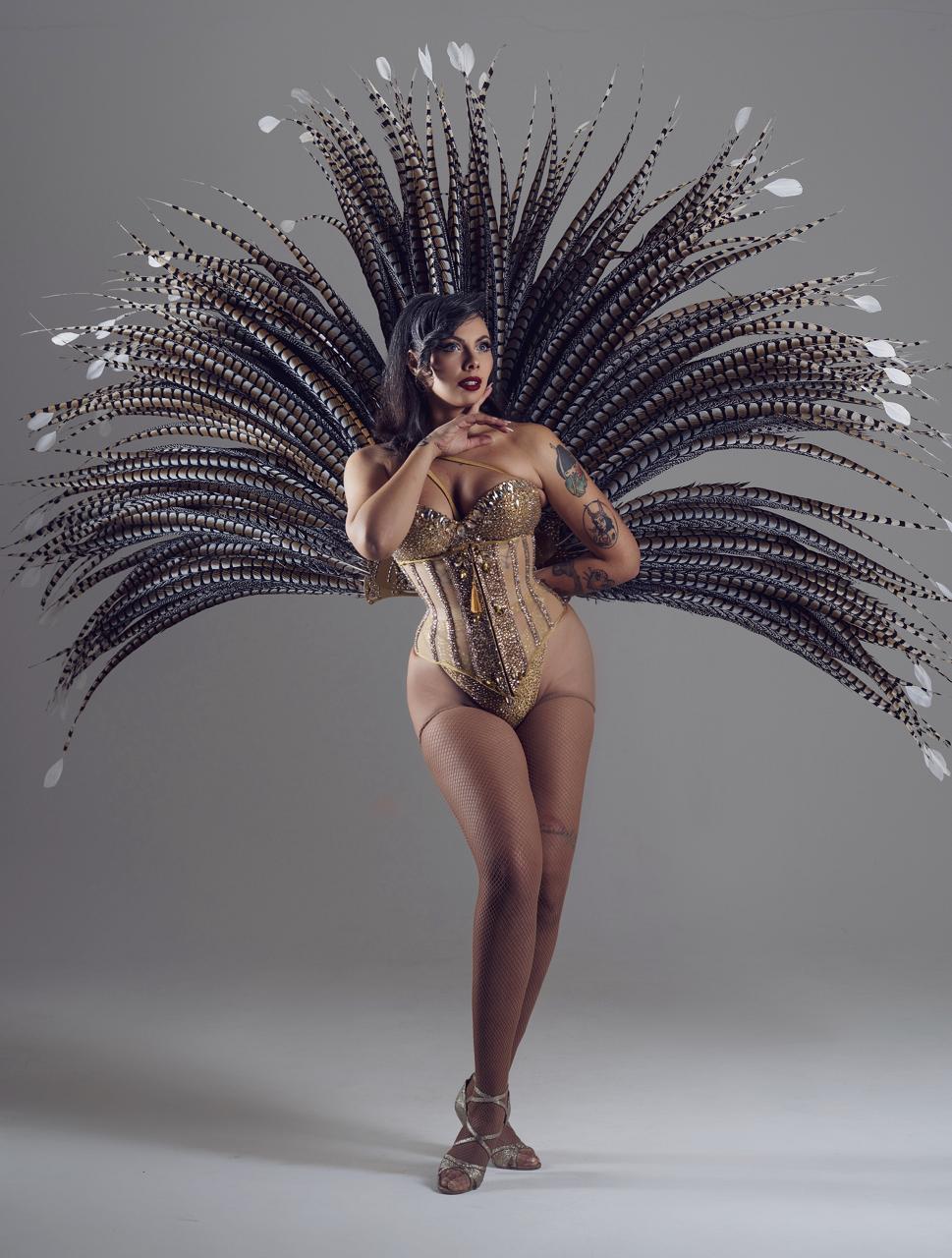 Sheena TheWildThing Burlesque Performer