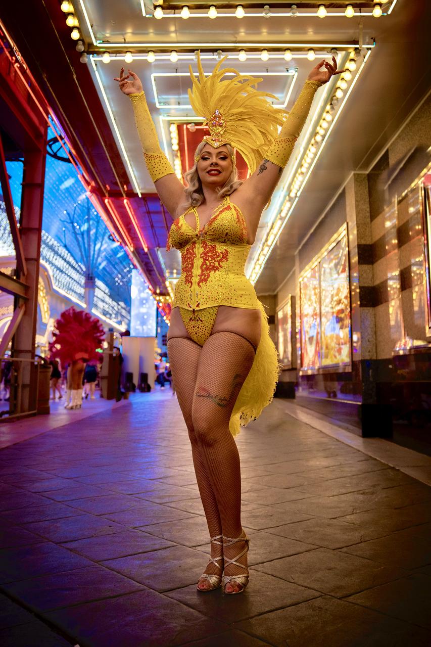 Sheena TheWildThing Burlesque Performer