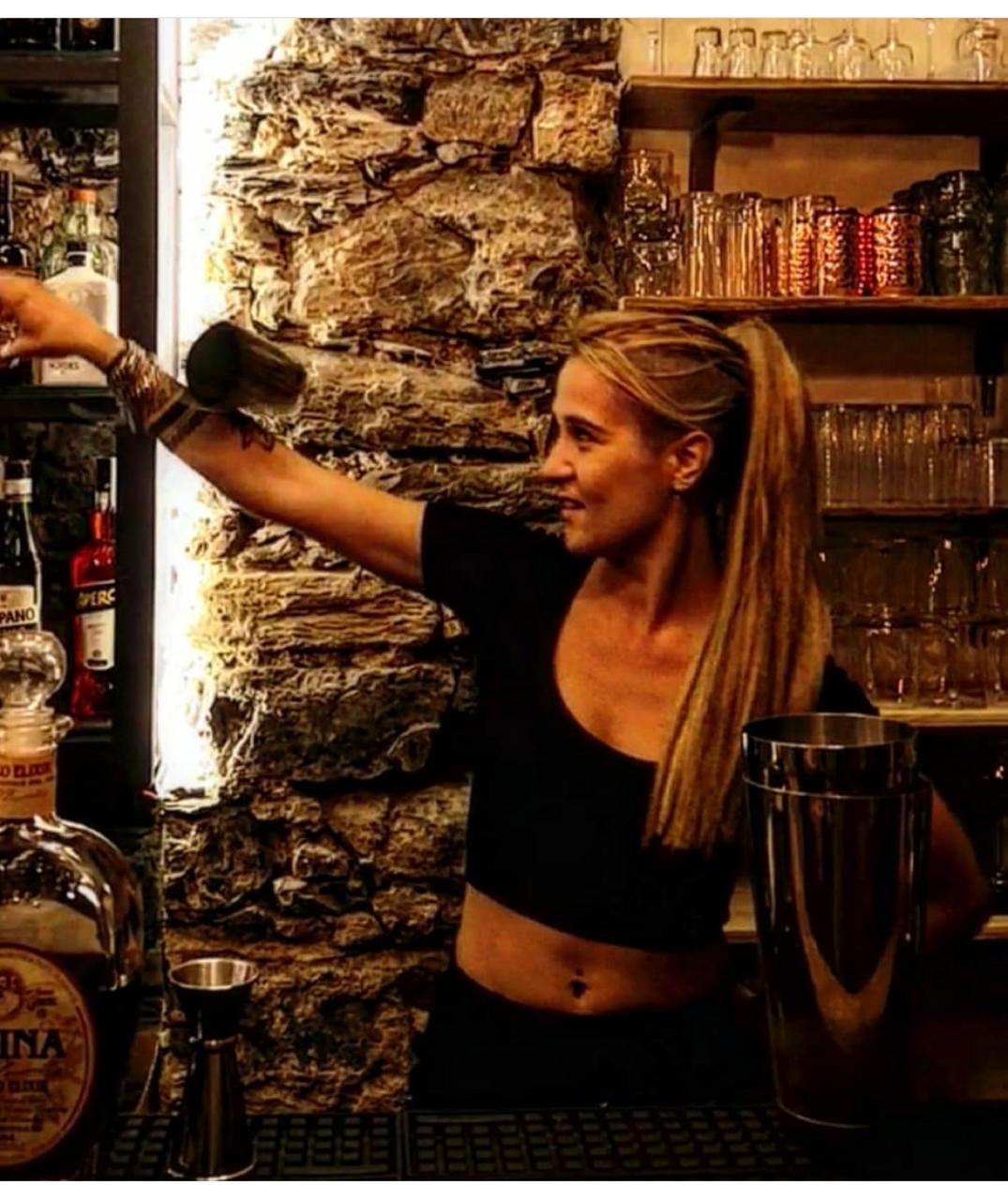 Noemi Duce (Flair Barlady)