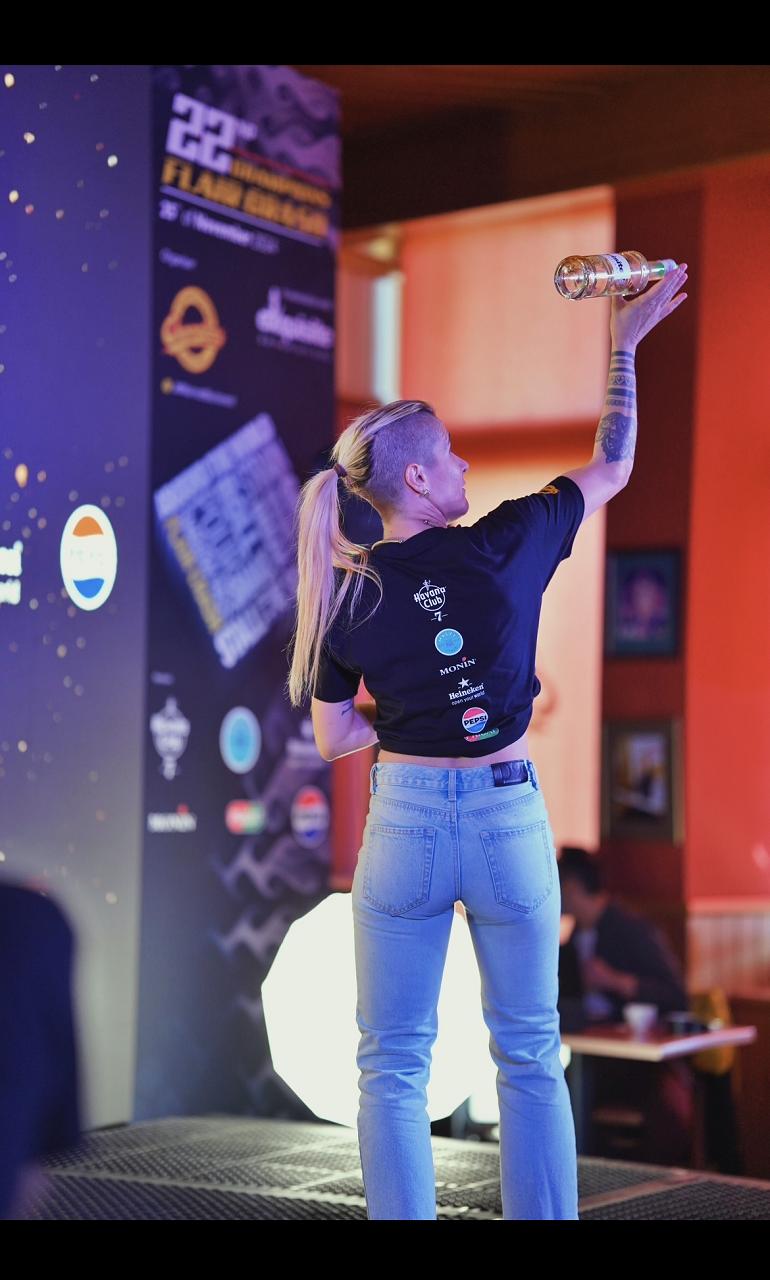 Noemi Duce (Flair Barlady)