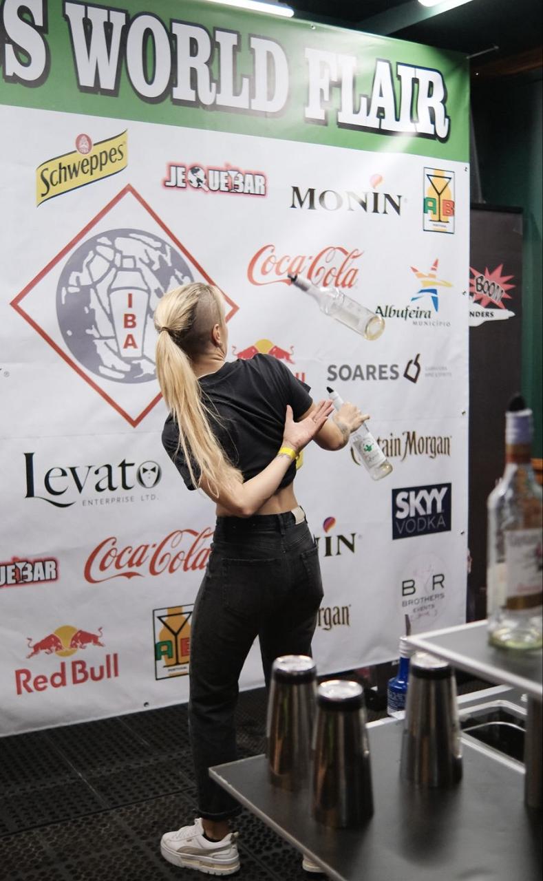 Noemi Duce (Flair Barlady)