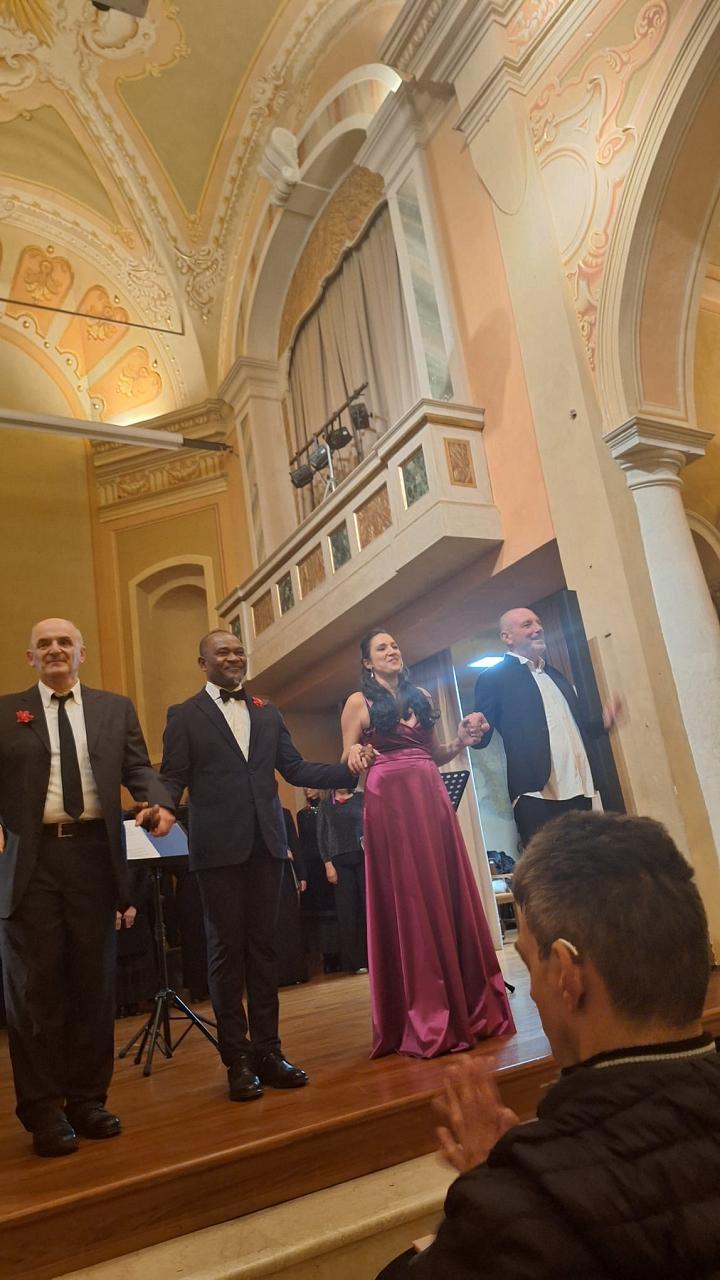 Valentina GiaconiaSoprano