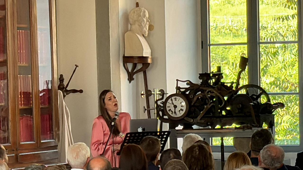 Valentina GiaconiaSoprano