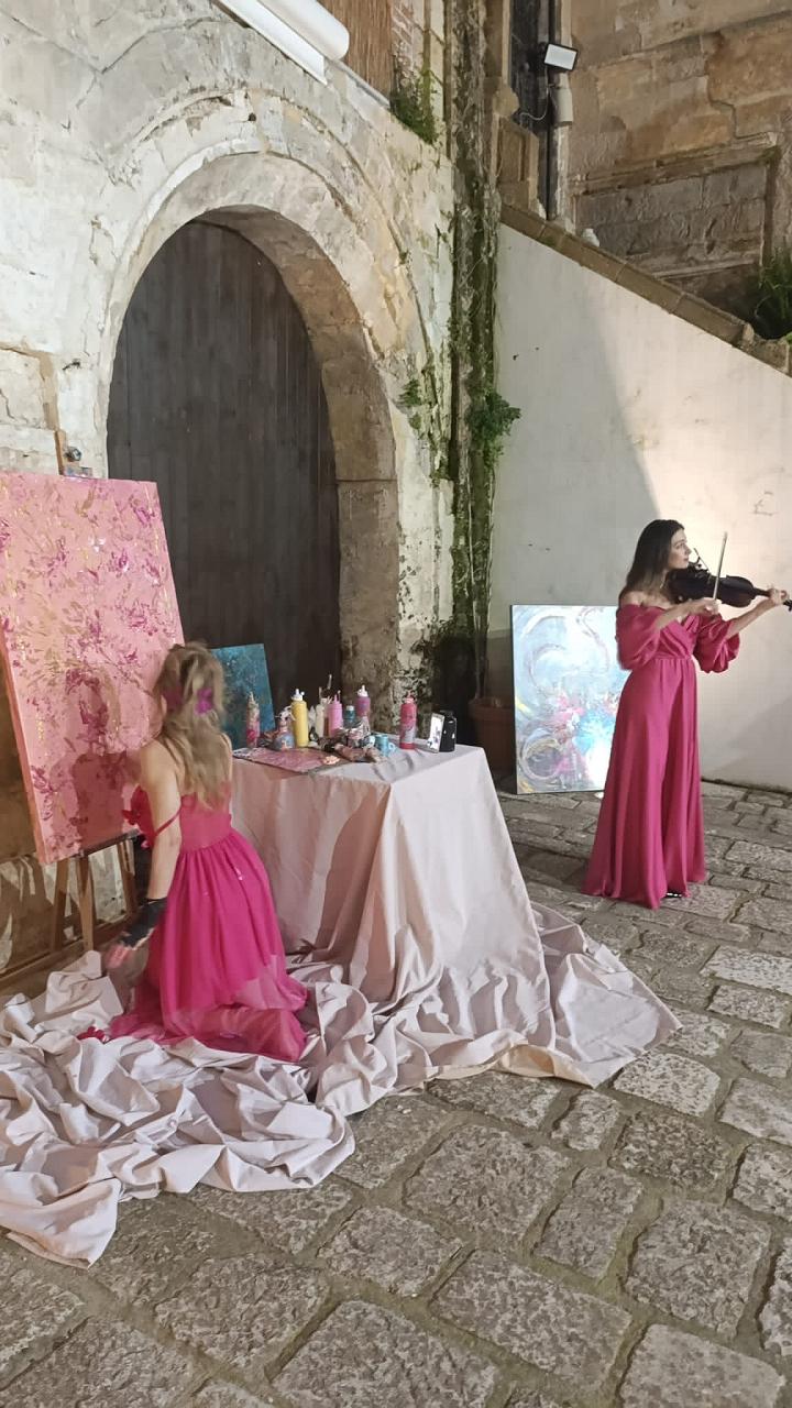 La ragazza che dipinge farfalle Giusy Tamburrano 