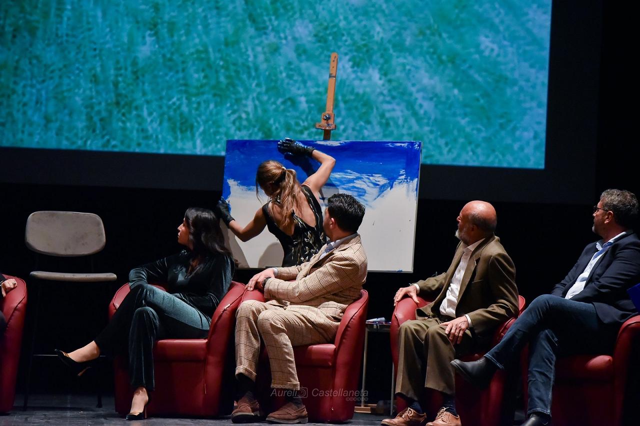 La ragazza che dipinge farfalle Giusy Tamburrano 