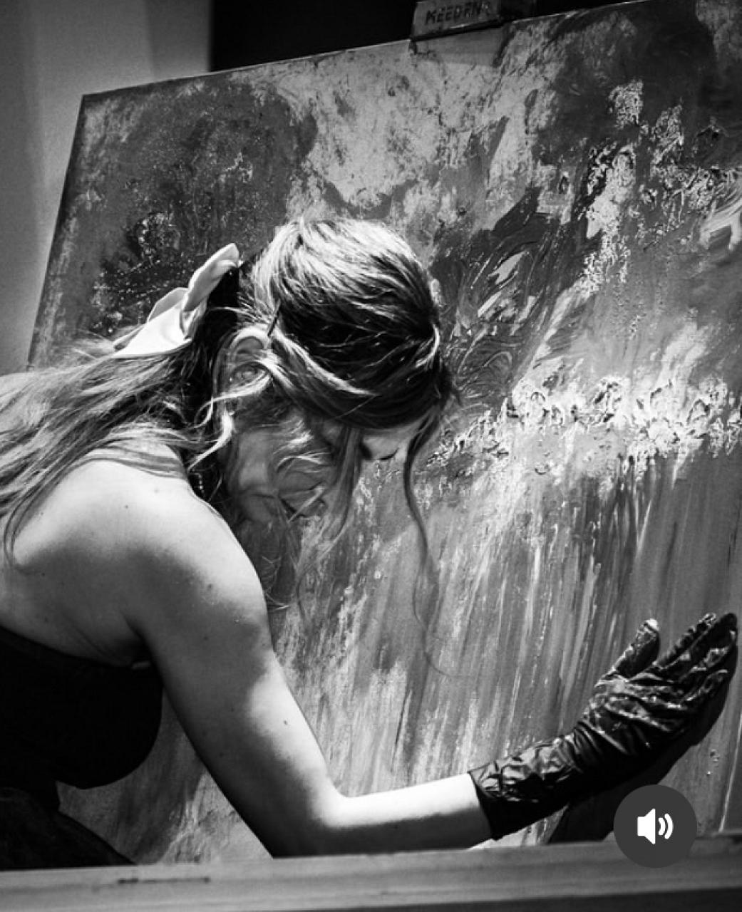 La ragazza che dipinge farfalle Giusy Tamburrano 