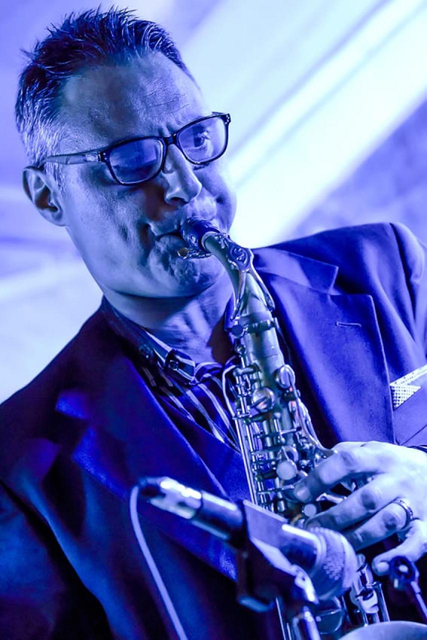 Giovanni Intrattenimento Sax