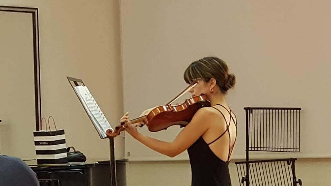 Monica Violinist 