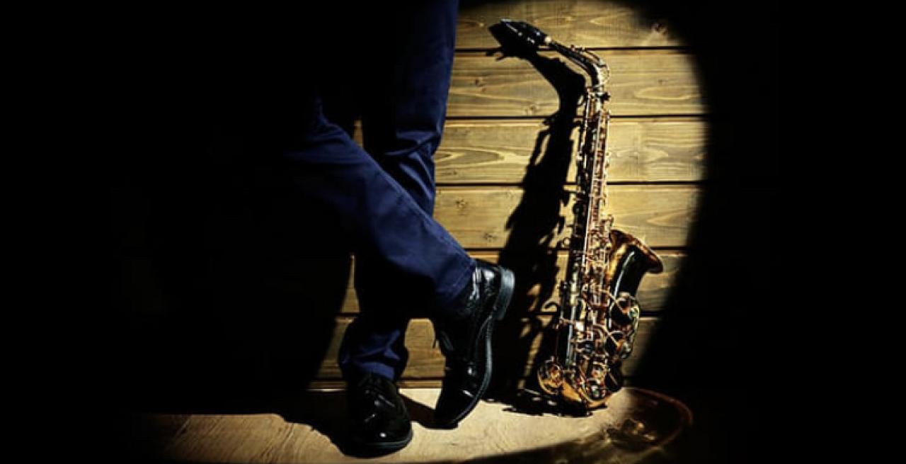 Sax live music