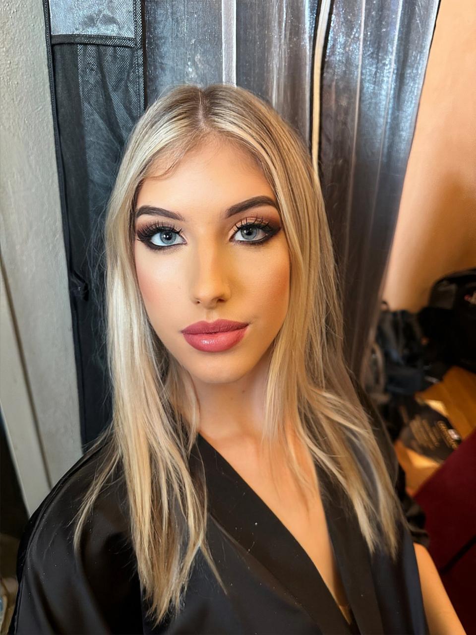 Erieta Meta Make up Artist BCM