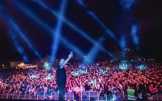 ROBERT BLUES DJ SHOW 