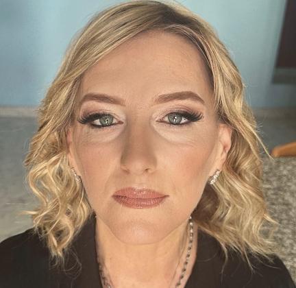 Antonella make up artist