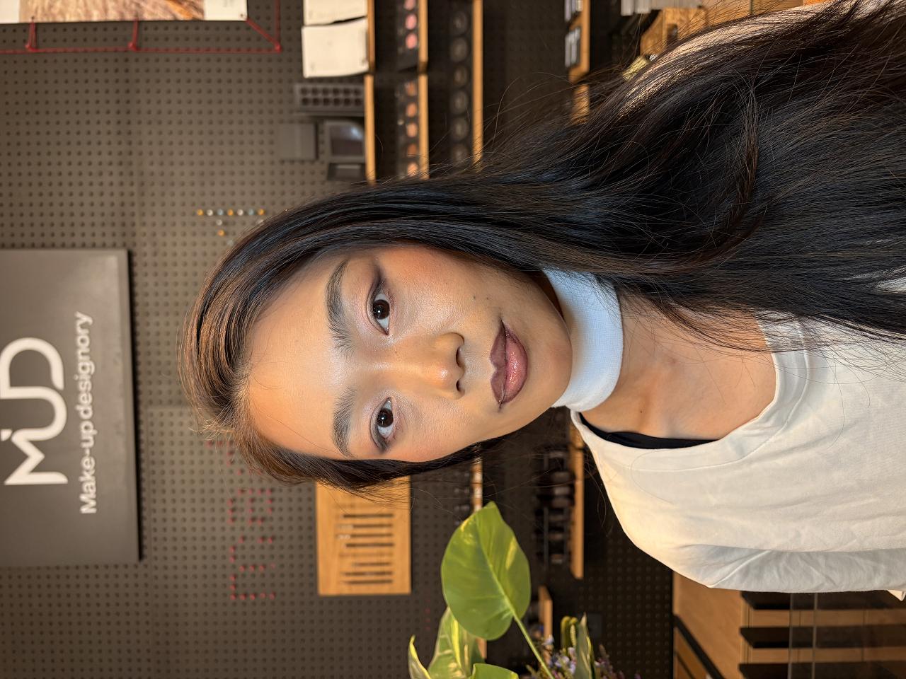 Chrome by Isha - MUA