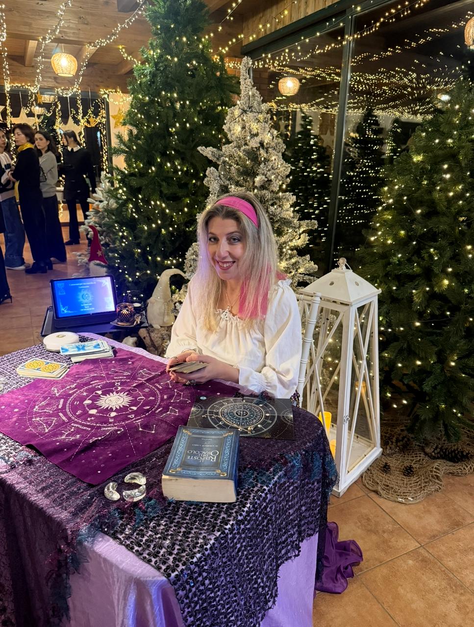  La Dama dei Tarot Cartomante