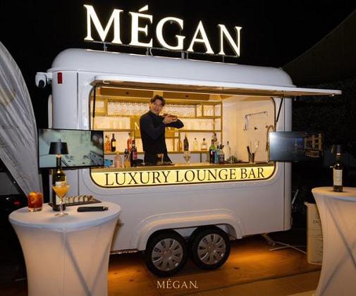 Mark Lovable Professional Bartender