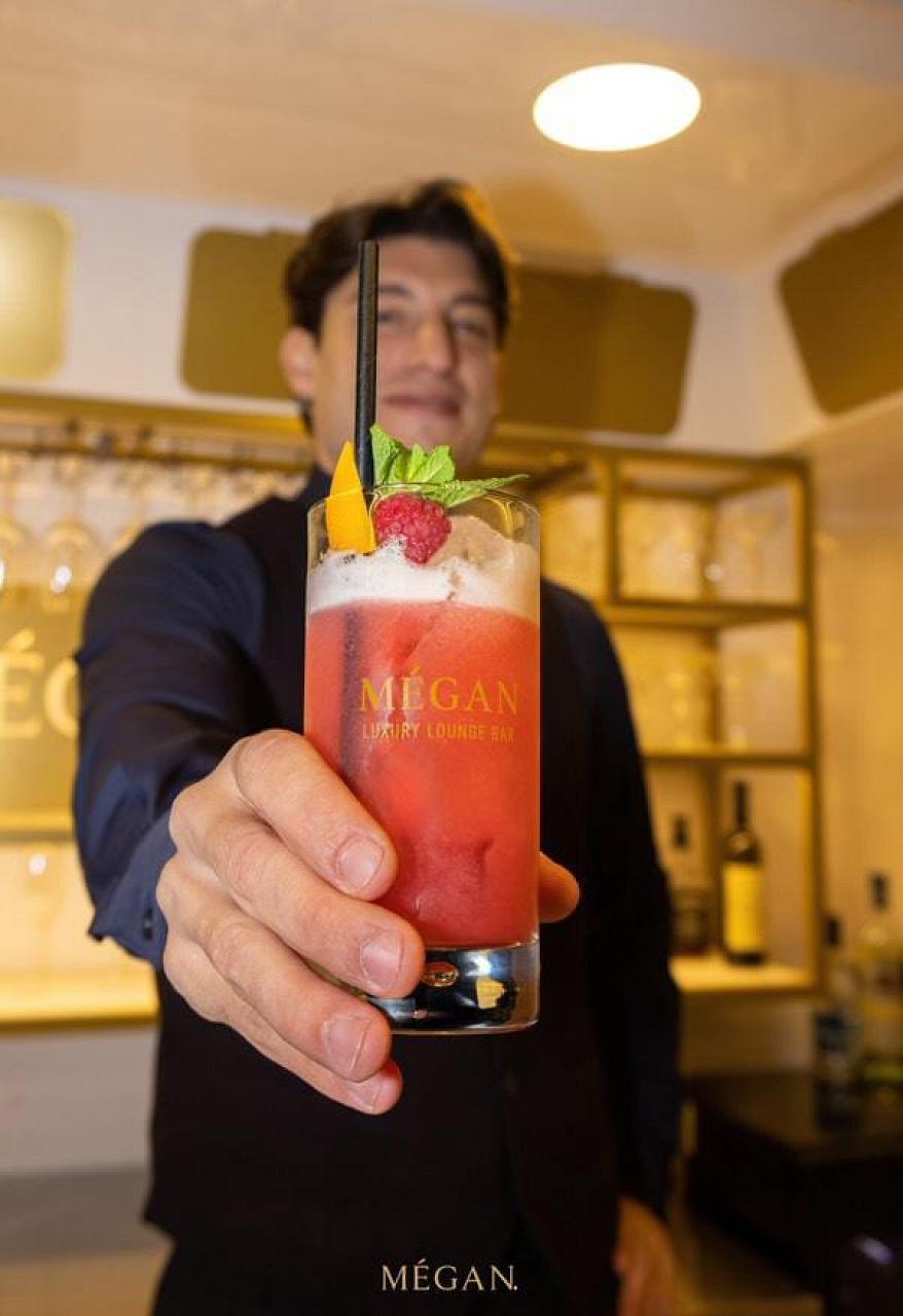 Mark Lovable Professional Bartender