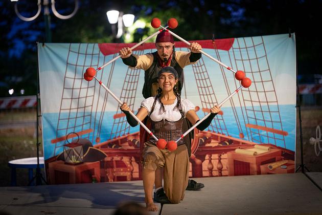 Duo: Niños Salvajes 