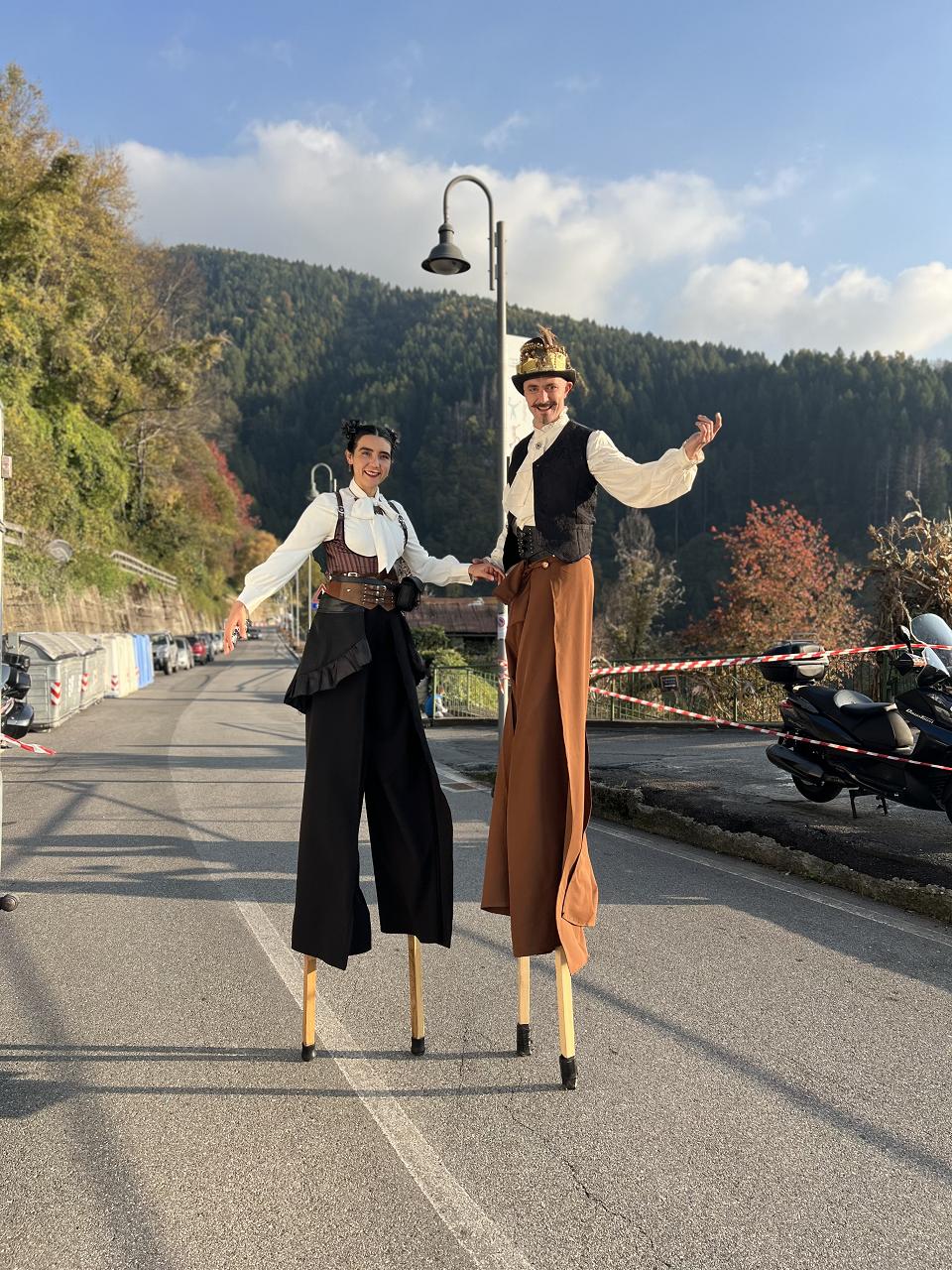 Duo: Niños Salvajes 