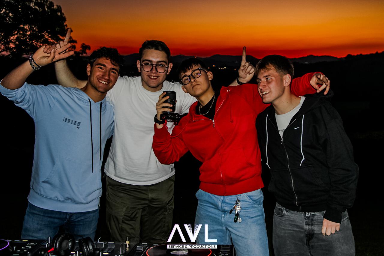 AVL Service & Productions