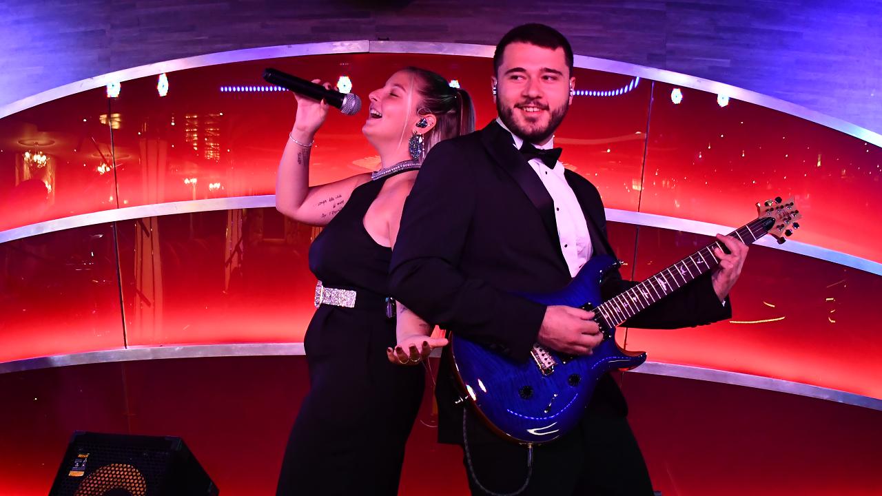 EYELIGHTS PARTY BAND