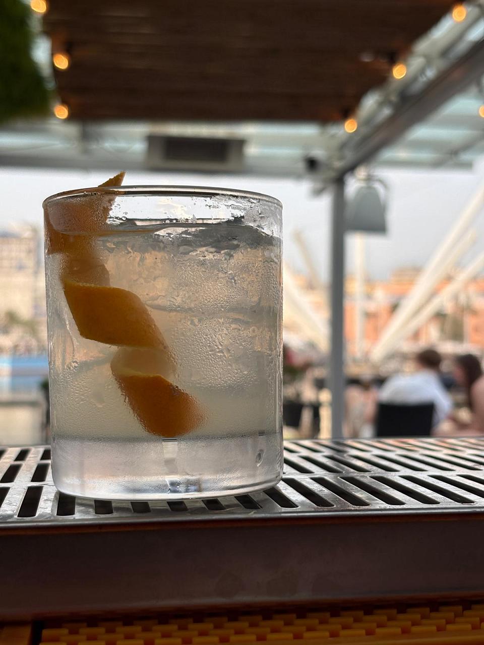 Barman a domicilio Genova | Cocktail Catering | Puzzle & Pour