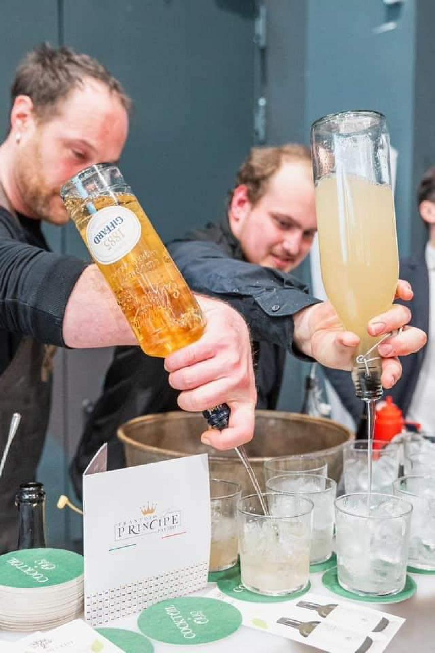 Barman a domicilio Genova | Cocktail Catering | Puzzle & Pour