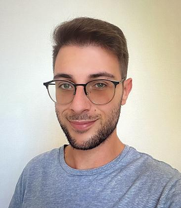 Alessio Bracco: Interprete,Traduttore e Insegnante 