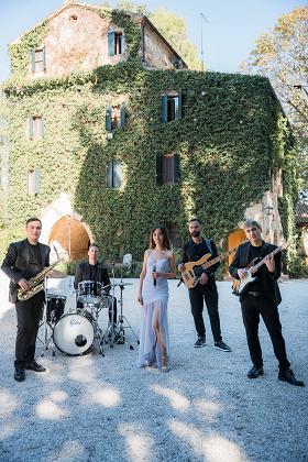 Voice of Waves - Live Music & DJ set