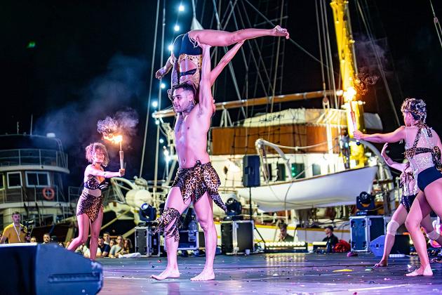 Brasile Samba Show di Leia da Mata