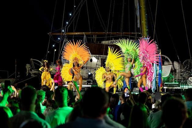 Brasile Samba Show di Leia da Mata