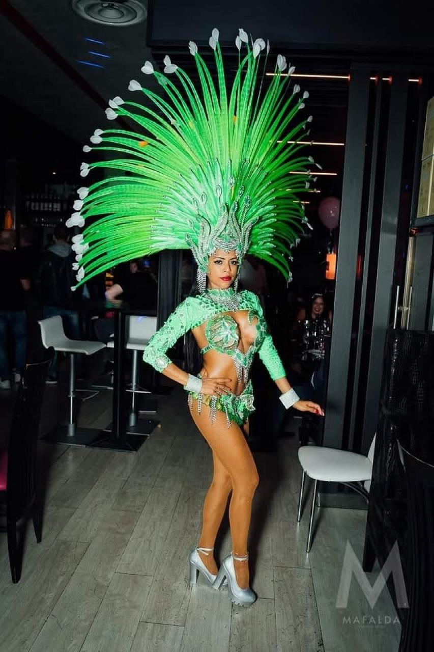 Brasile Samba Show di Leia da Mata