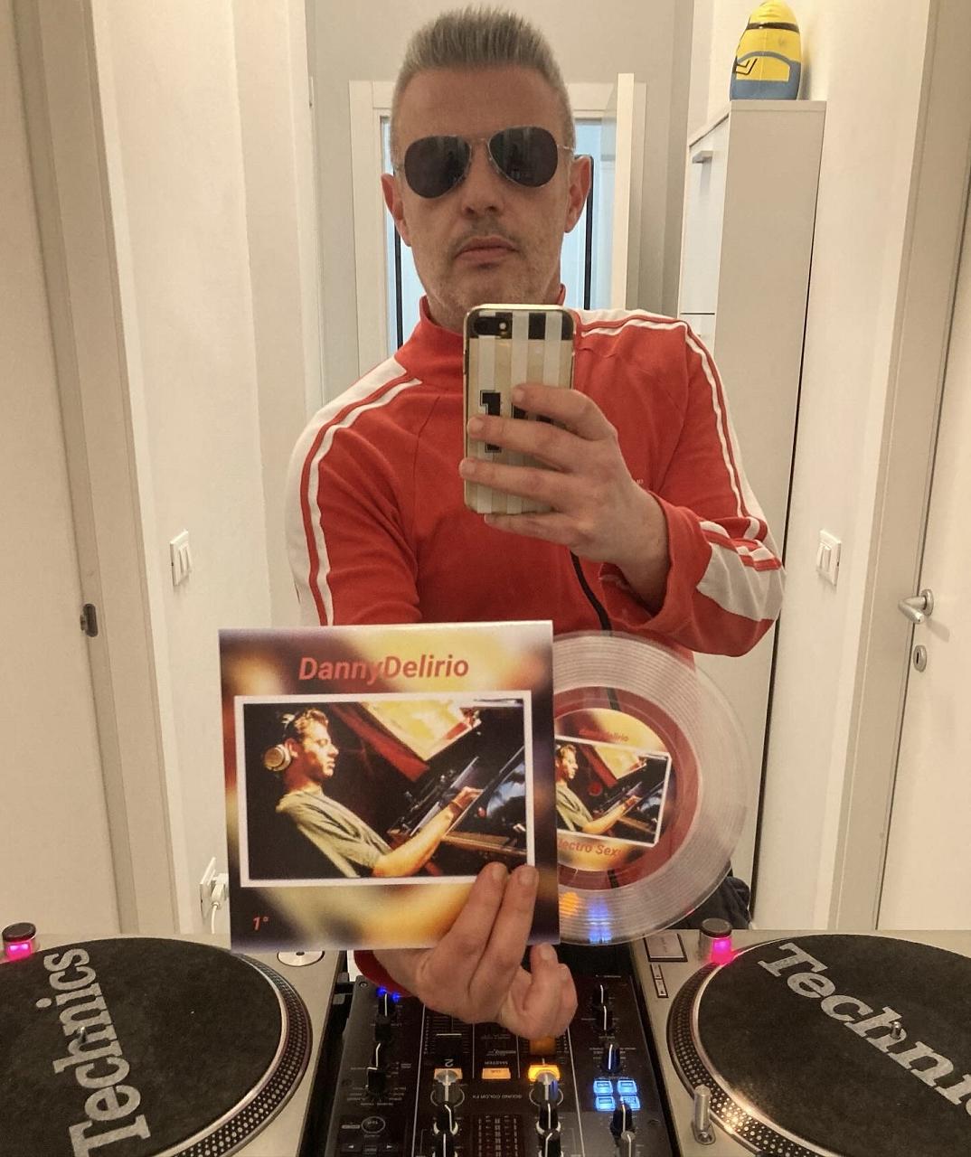 DannyDelirio Vinyl only dj