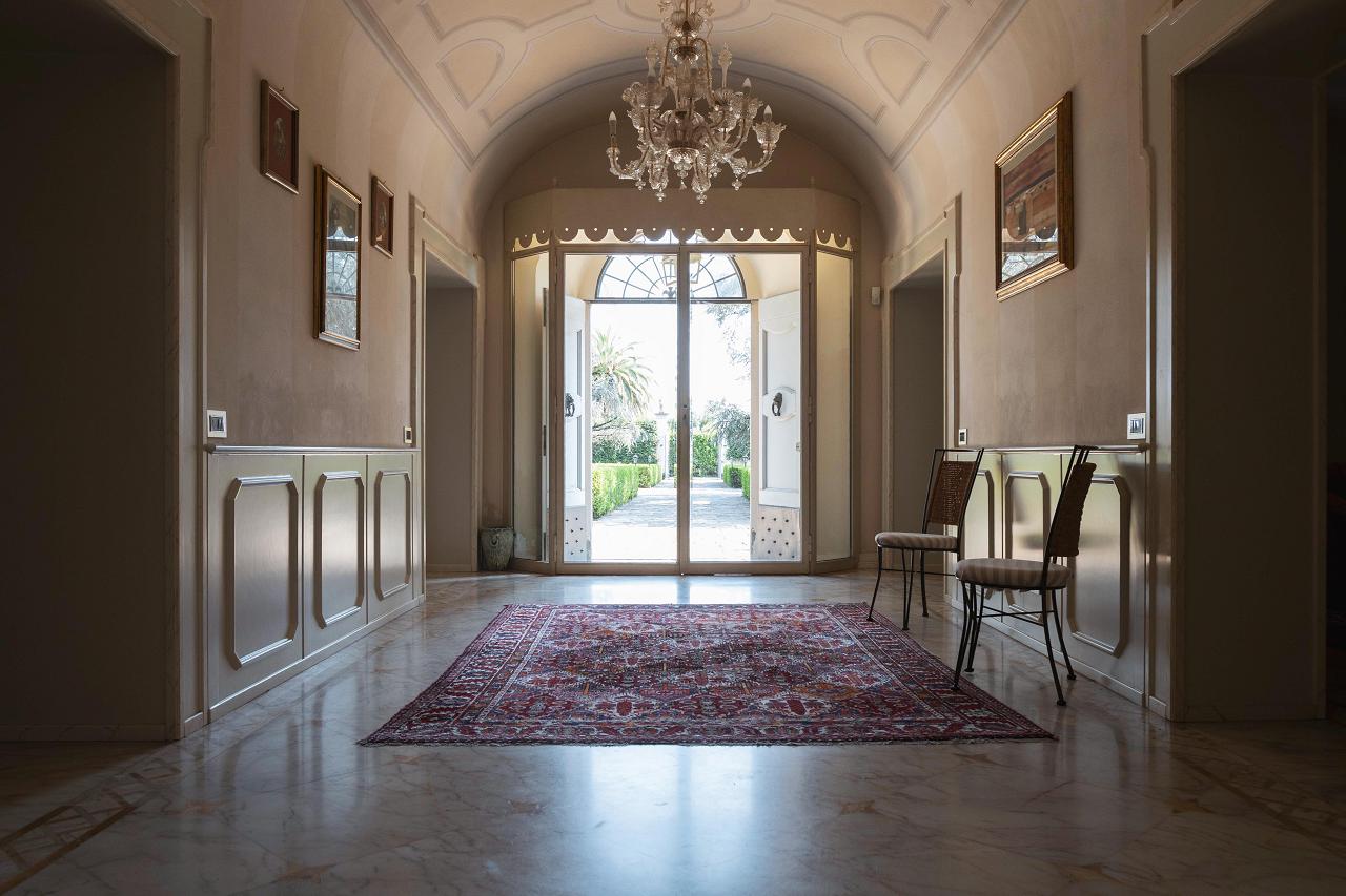 VILLA SANTA CRISTINA