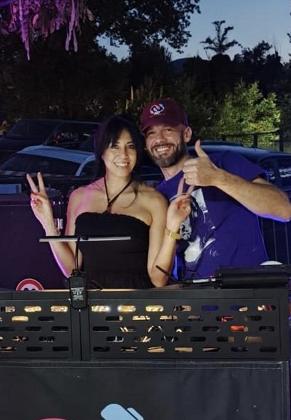 Ale & Debby B2B dj