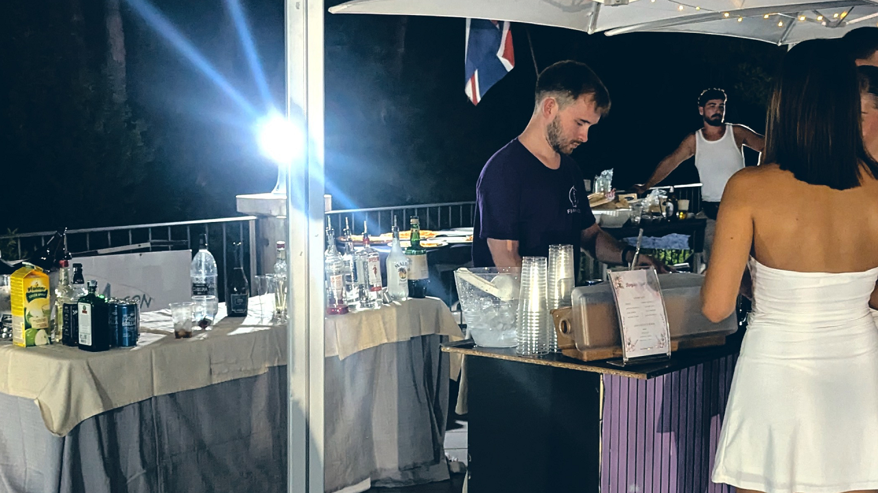 FLAMINGO - Bar  Made Simple