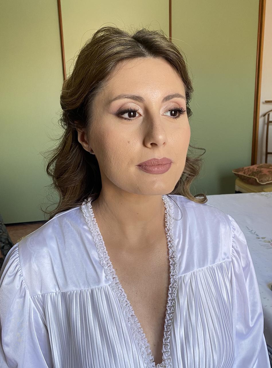 Monique_makeupartist