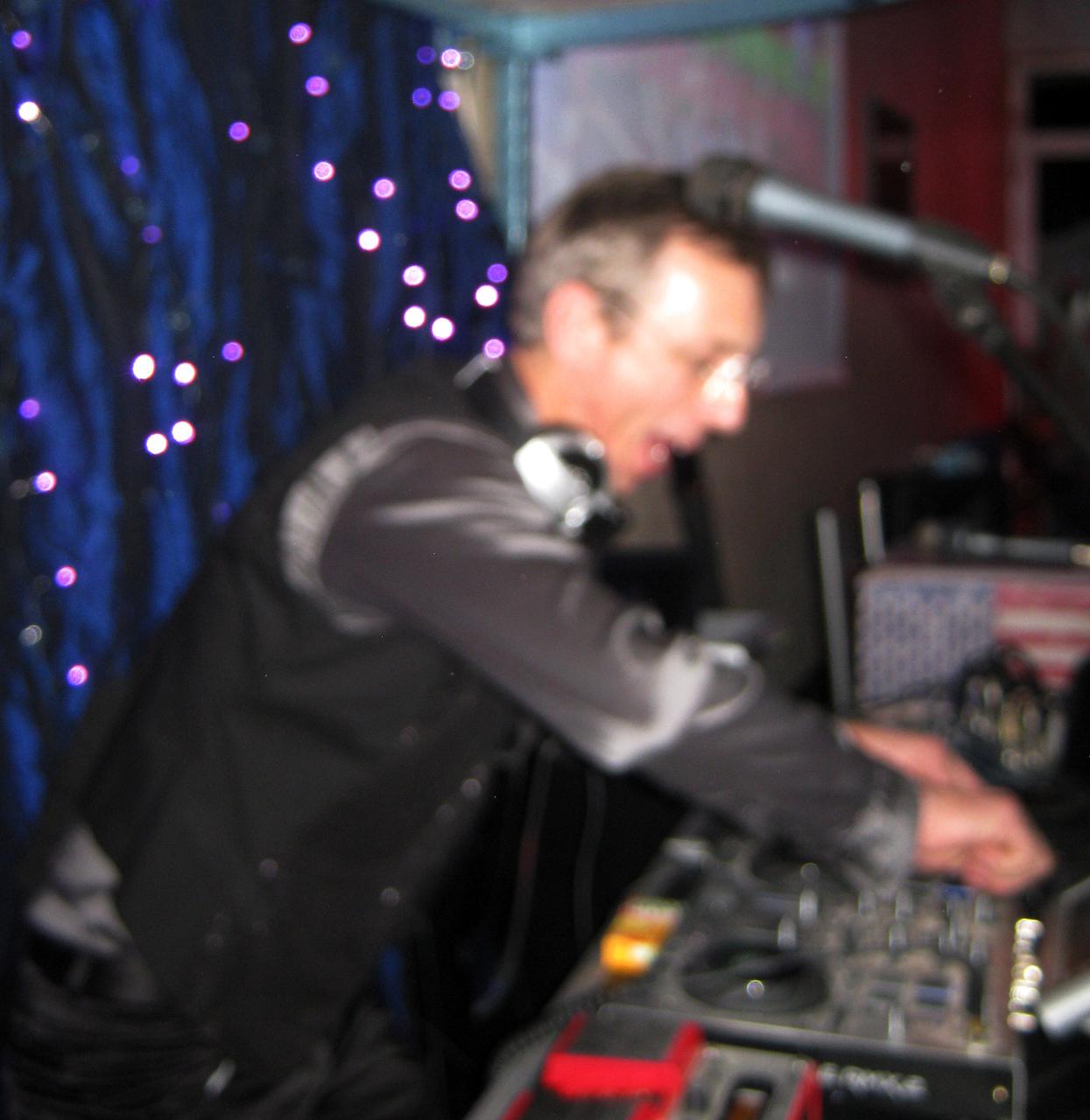 Roberto Berardi Schubert DJ & Event Service – La colonna sonora perfetta per il vostro Sì