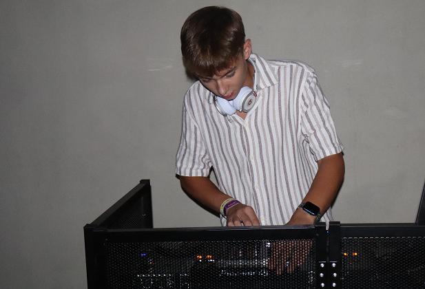 HEXE DJ