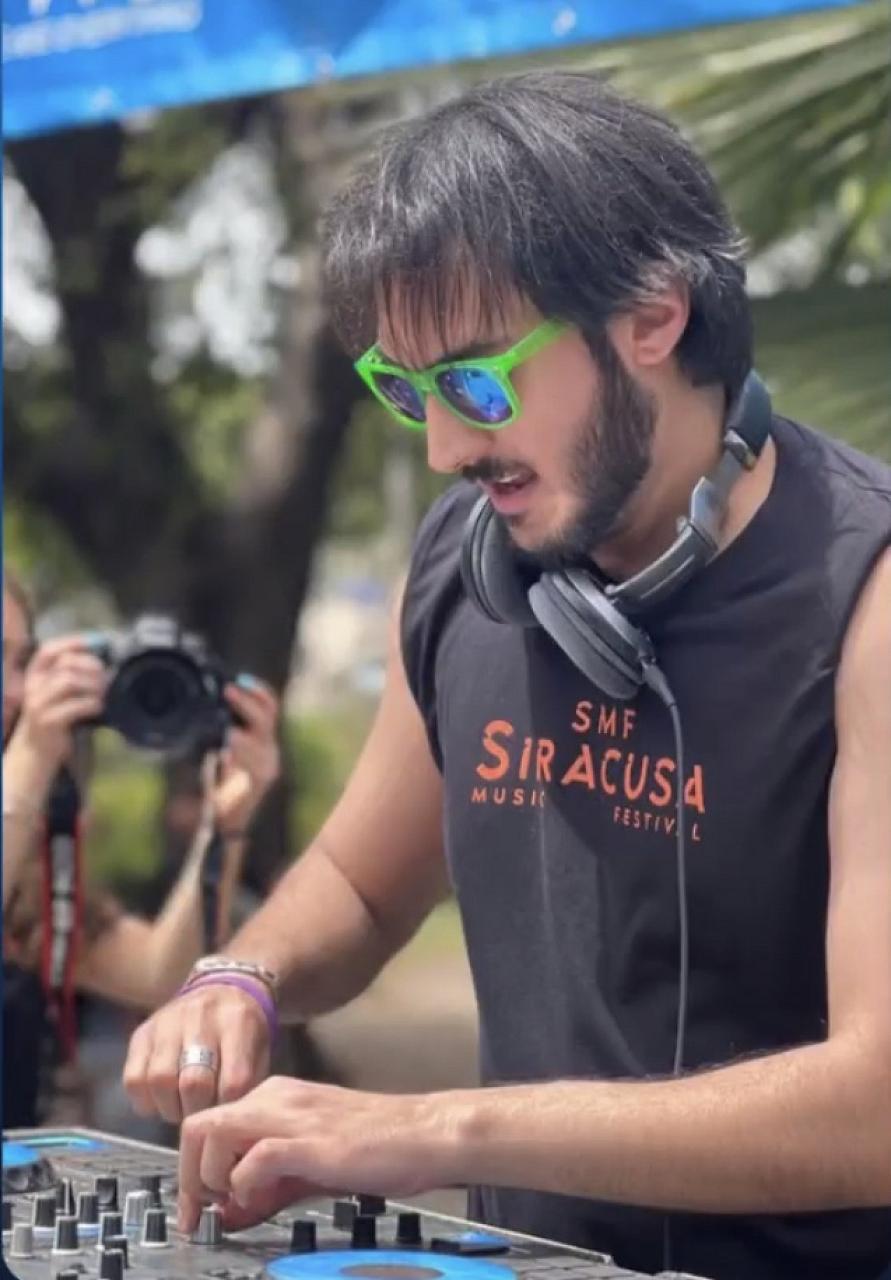 Kama DeeJay