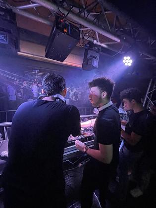 Kama DeeJay