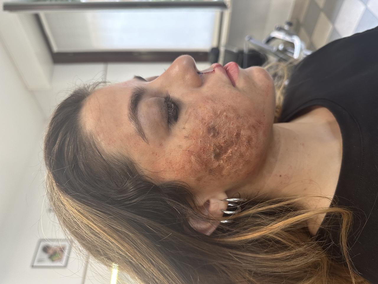 Sara MUA